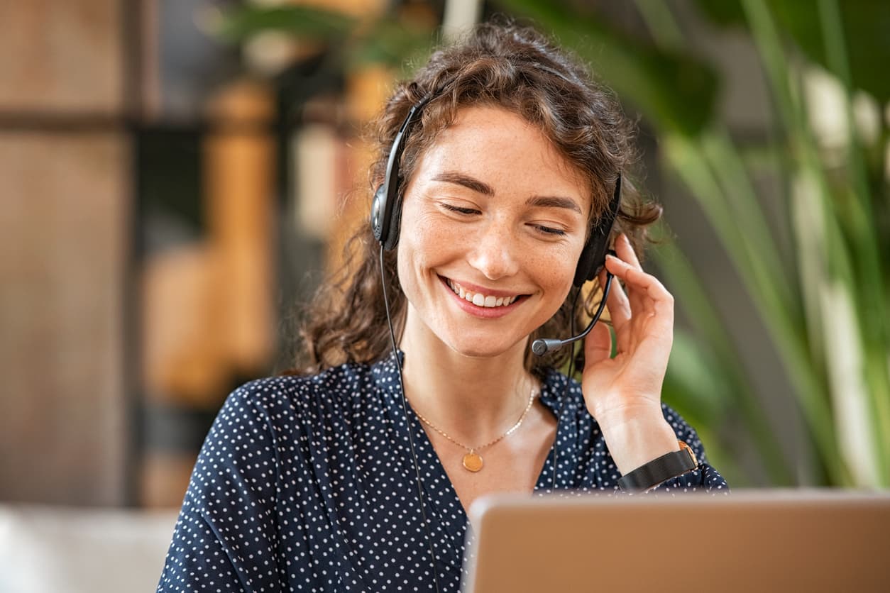 Increase Your Customer Service Efficiency with AI Receptionists